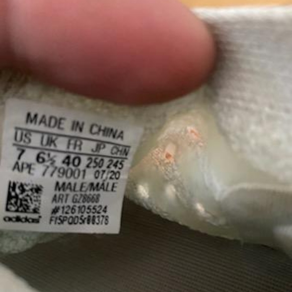 Yeezy 380 Calcite Glow - Picture 8 of 12